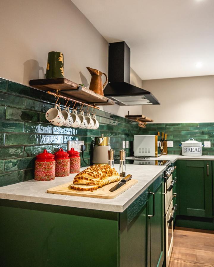Luxury Cottage With Mountain View'S Cononbridge Extérieur photo